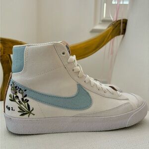 Nike Blazer Mid ‘77 White Indigo (Women’s)